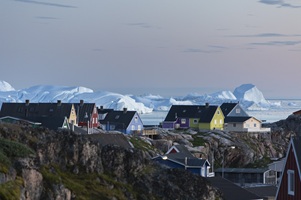Bunte Häuser in Ilulissat in Grönland