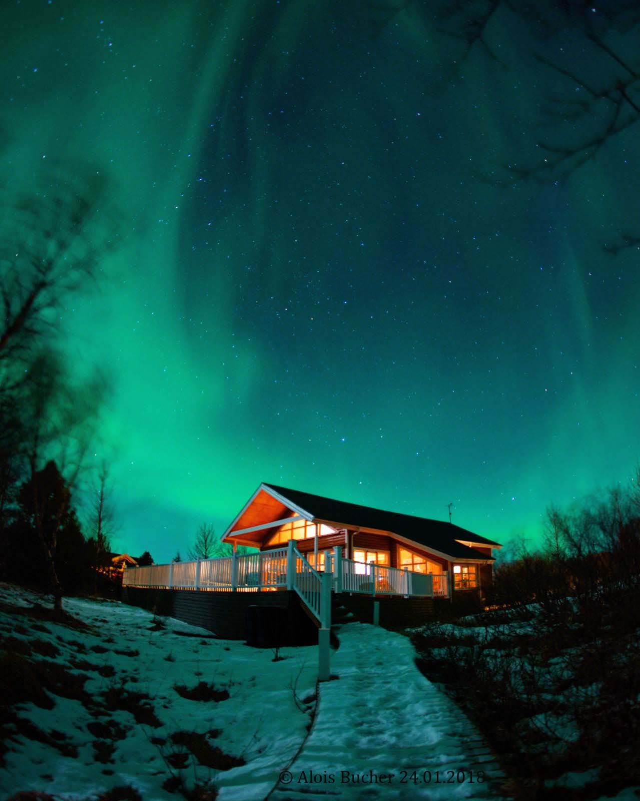 Ferienhaus Birta in Südisland – Winteridylle mit Blick auf die Nordlichter. Foto Alois Bucher