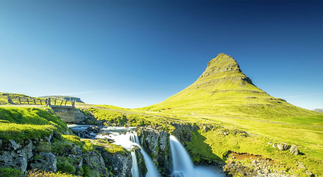 Der Berg Kirkjufell in Island