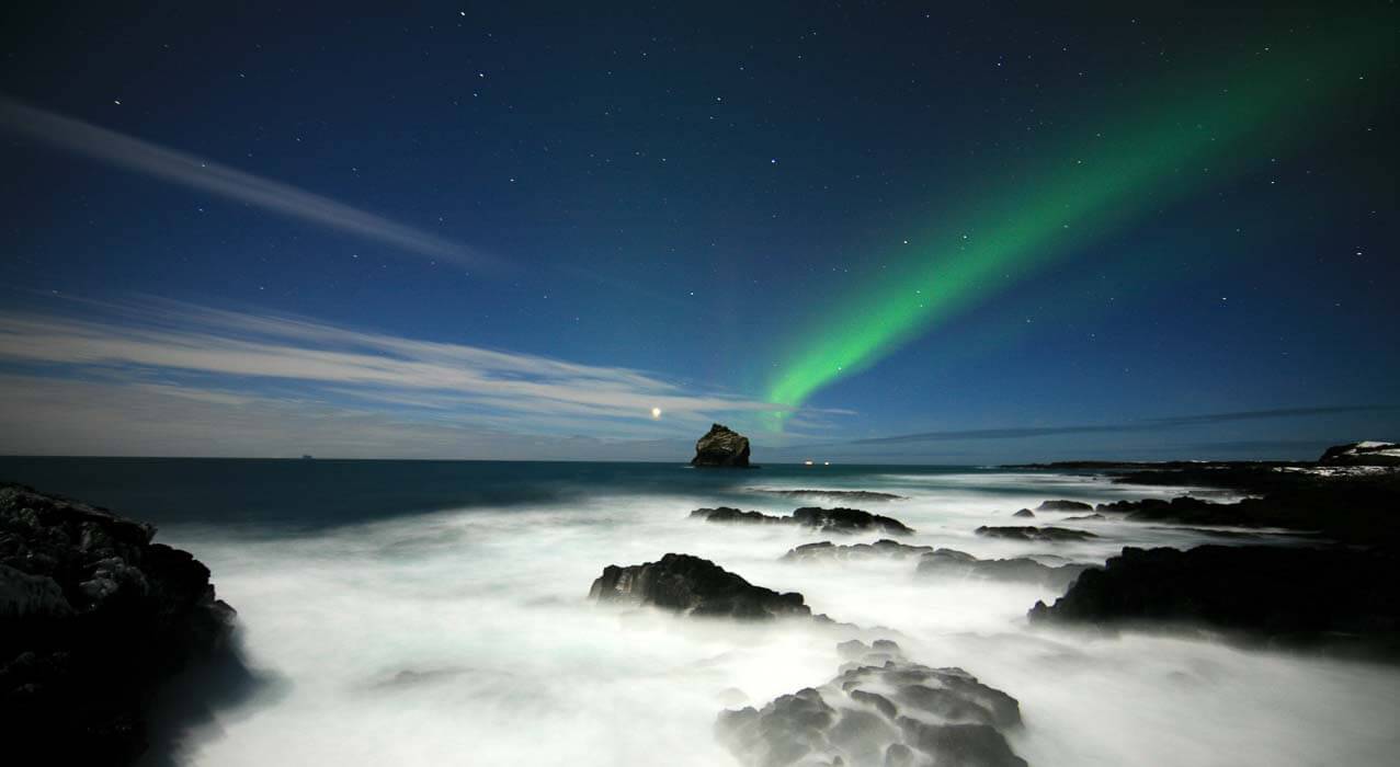 Polarlichter über der Halbinsel Reykjanes