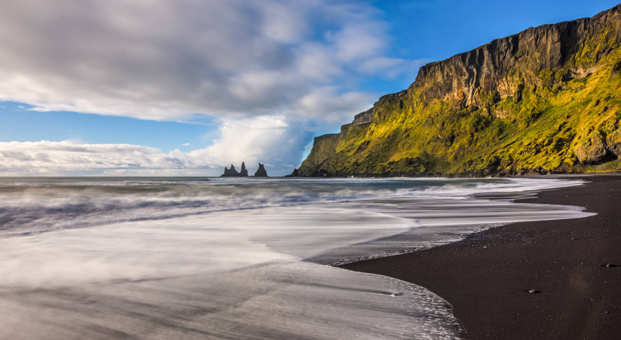Schwarzer Sandstrand bei Vik © Lukas Moesch